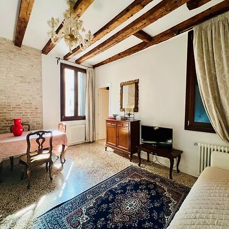 Ca Giovanni - Charmant And Exclusive Apartment Velence Kültér fotó
